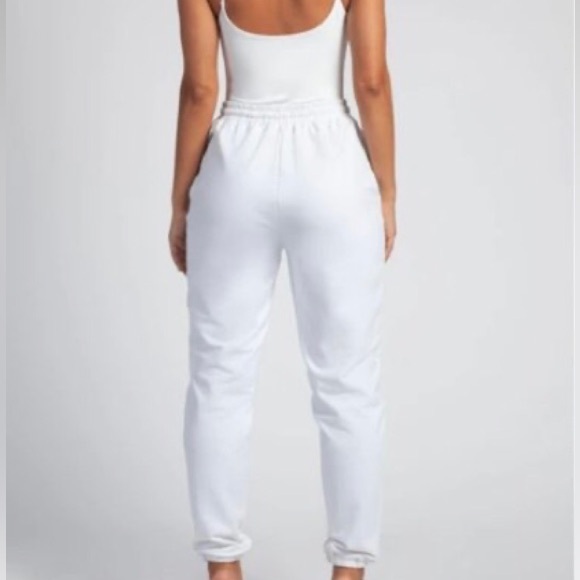 Meshki White High-Waisted Joggers with Tapered Cuffs - Picture 2 of 8